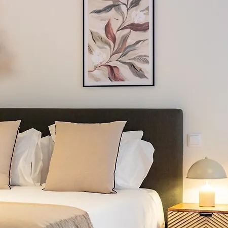 Luxurious Retreat In By Lovelystay * Porto