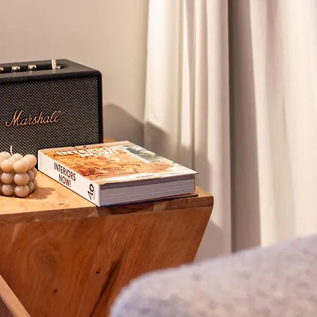 דירה Luxurious Retreat In By Lovelystay