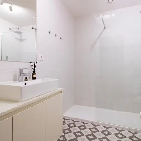 公寓 Luxurious Retreat In By Lovelystay