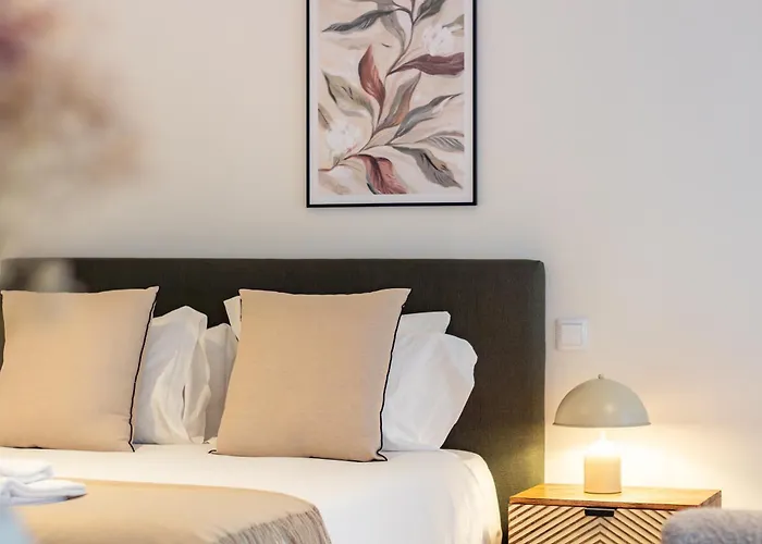 Luxurious Retreat In By Lovelystay * Porto