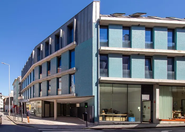 Luxurious Retreat In By Lovelystay Apartment Porto